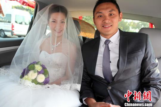 臺(tái)灣見(jiàn)聞:巧遇結(jié)婚車(chē)輛“新娘不能下車(chē)”